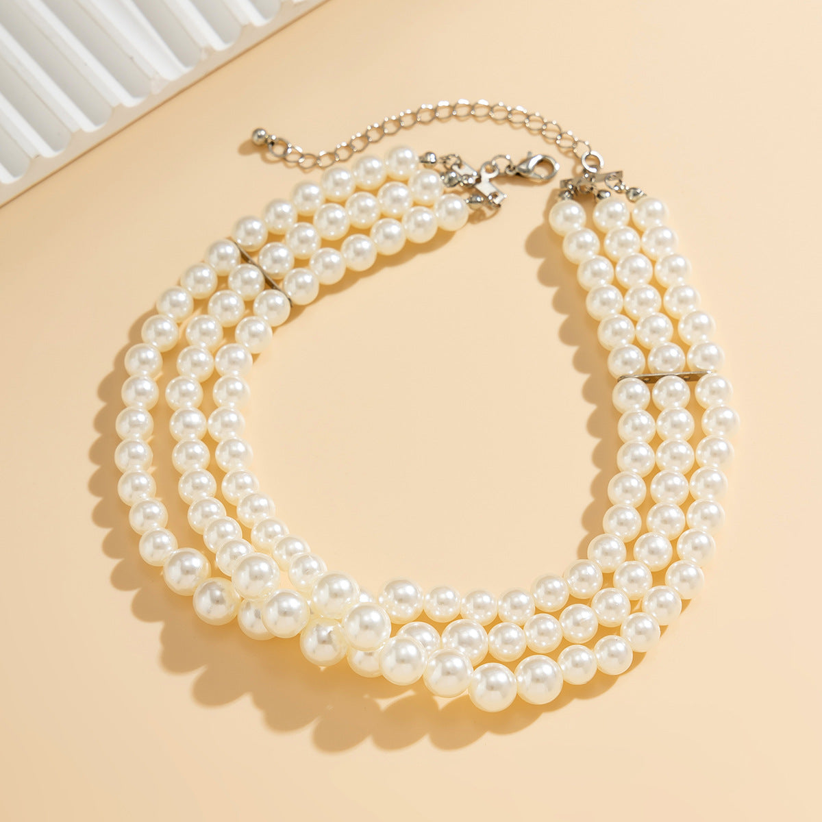 📿 Choker + Handmade Layered Pearl Necklace – Street Snap Favorite
