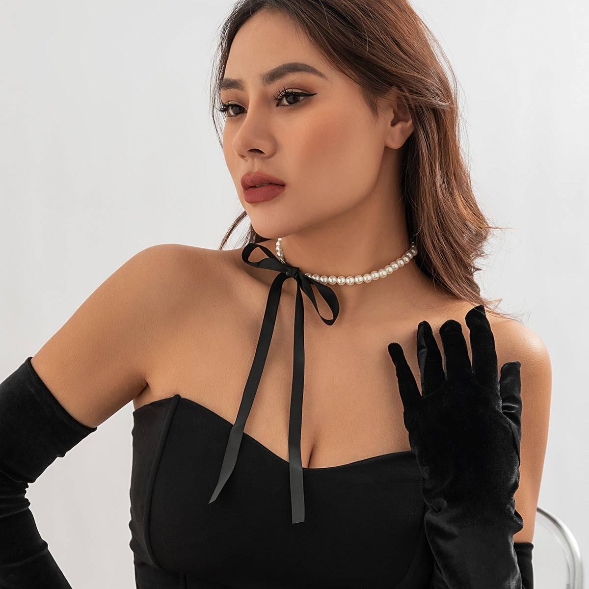 🎀 Necklace + Velvet Ribbon Pearl Necklace – DIY Bow Tie Style