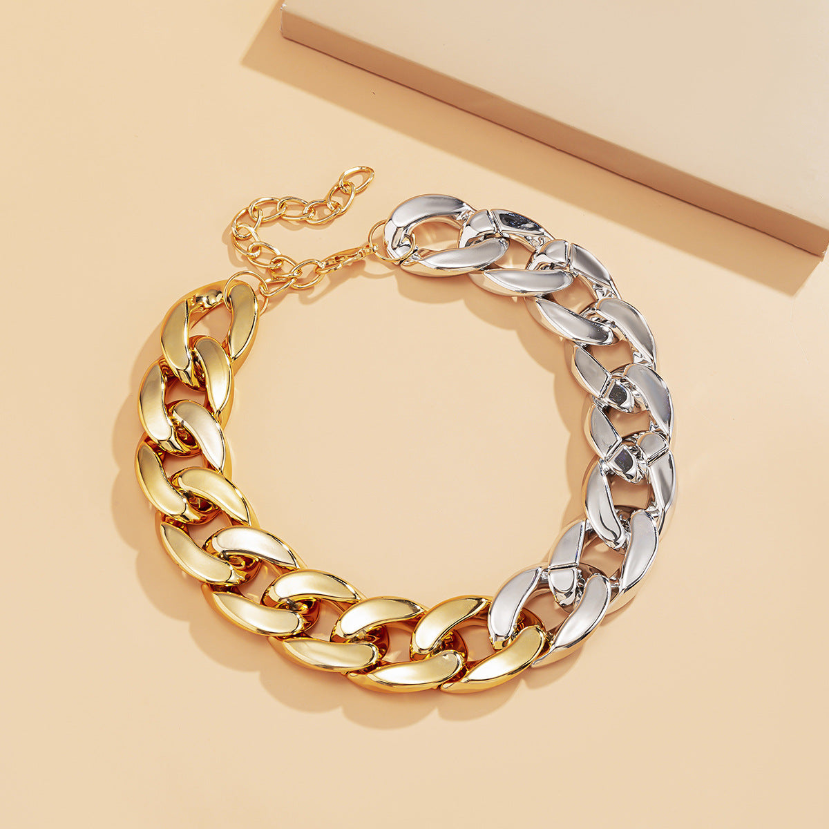 🎨 Necklace + Street Style Colorblock Chain Necklace – Geometric Bold Design