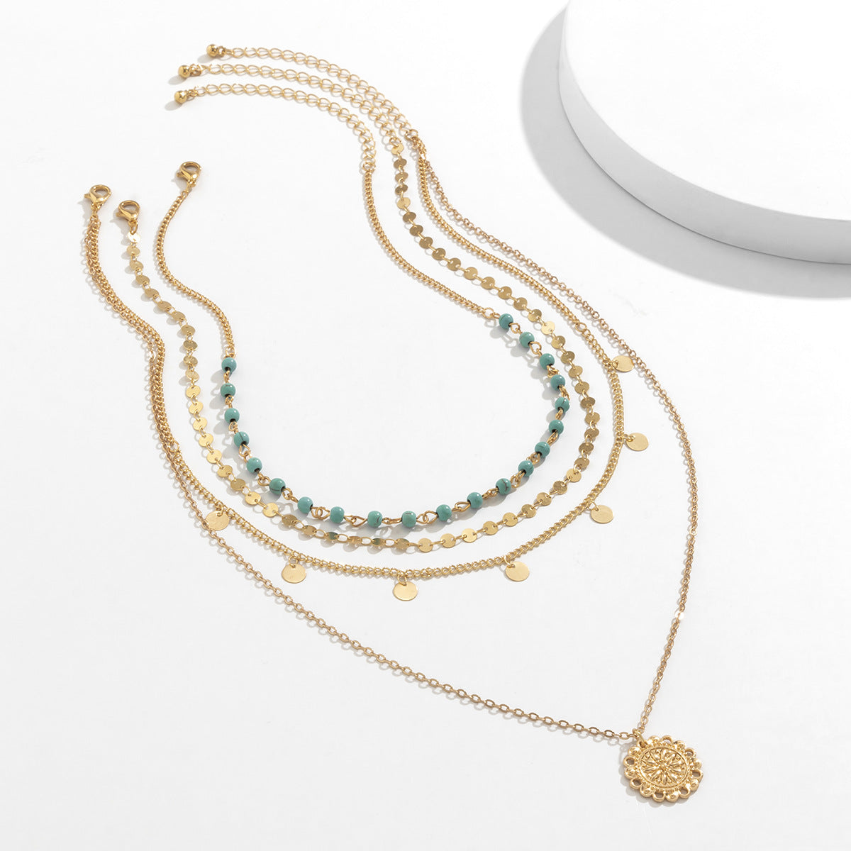 🍃 Necklace + Turquoise Bead Flower Pendant Necklace – Vintage Tassel Accents
