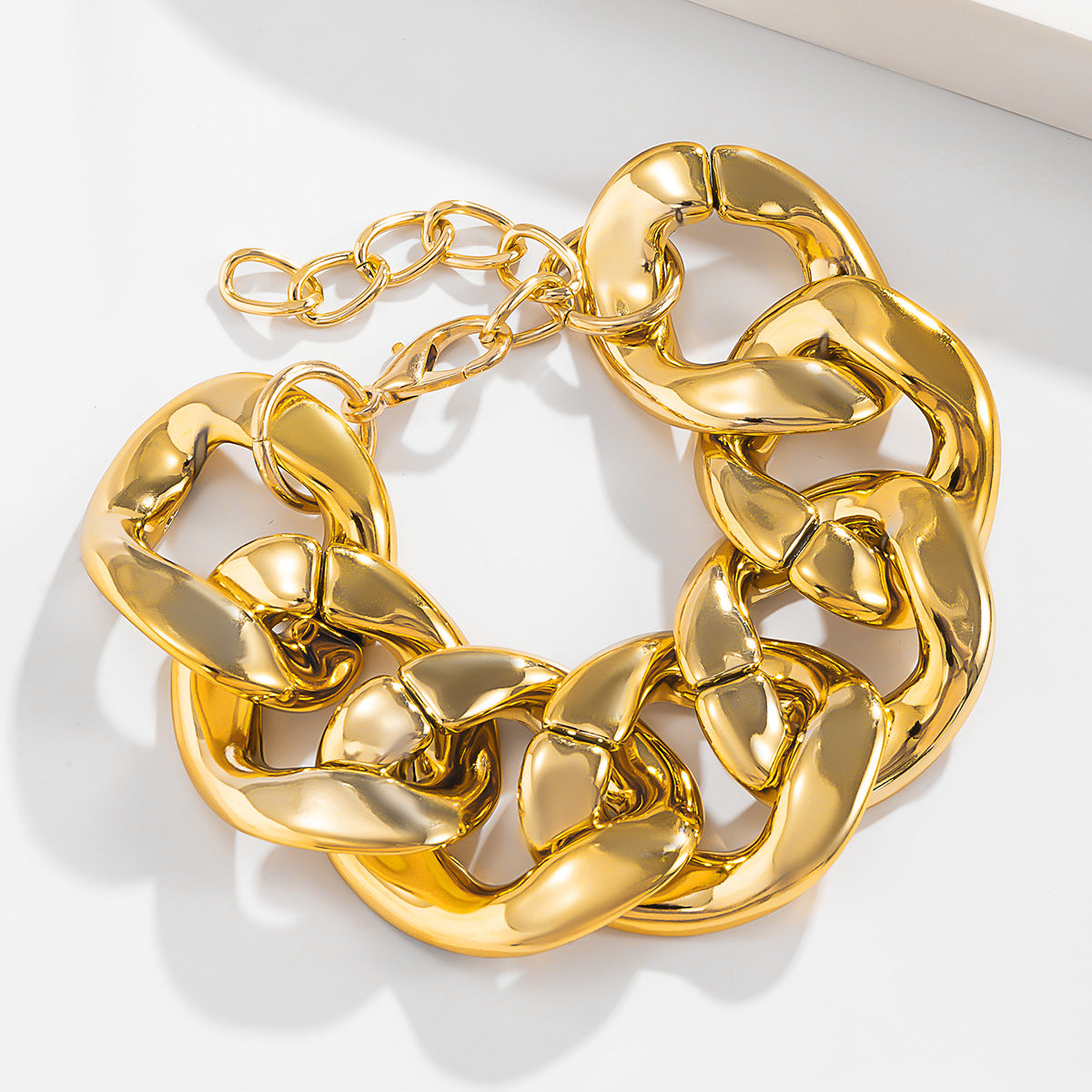 🔩 Bracelet + Chunky Punk Twist Chain Bracelet – Geometric Bold Design