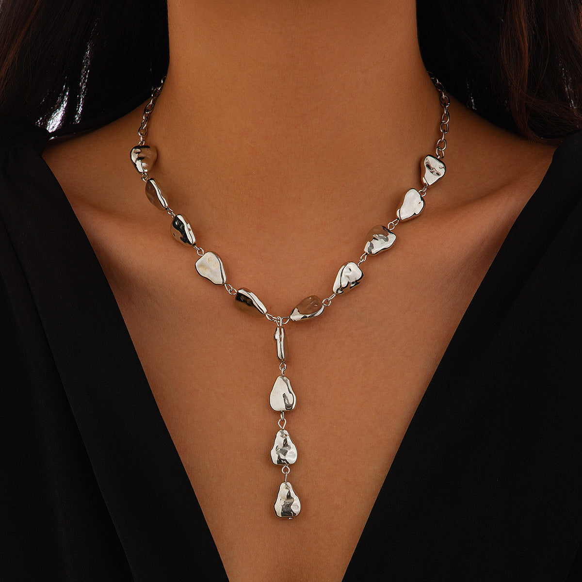 💧 Necklace + Irregular Waterdrop Pendant Baroque Necklace