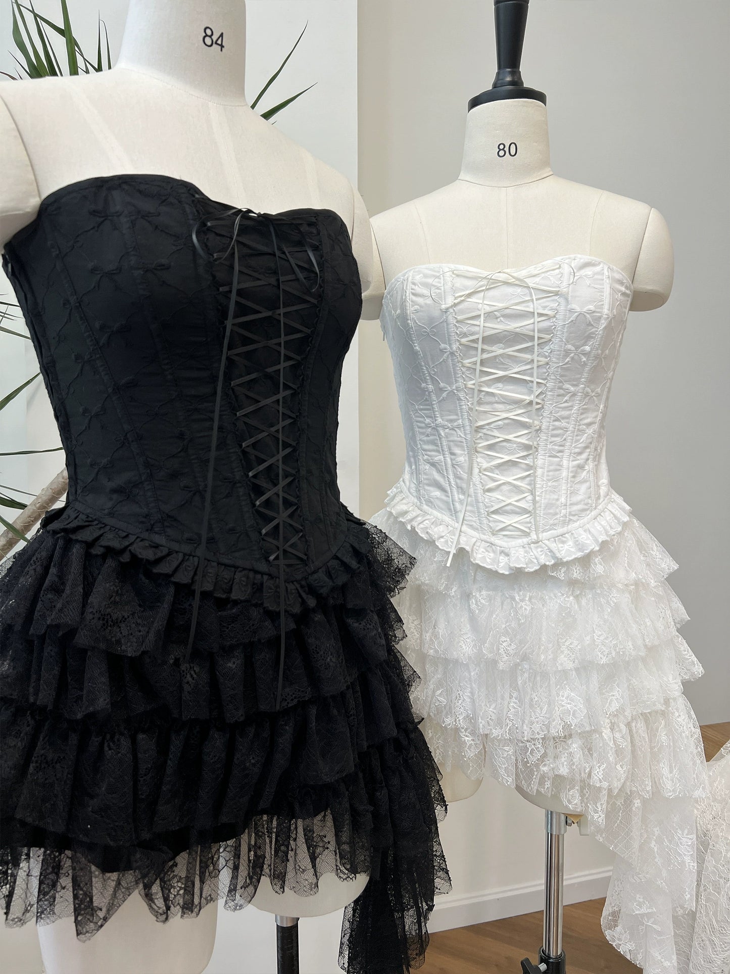 🌺 Spicy|Lace Boned Corset Top & Irregular Ruffle Skirt Set