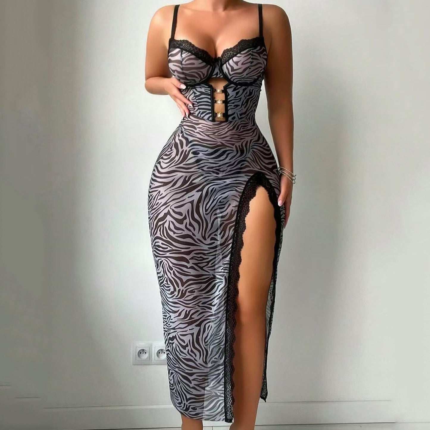 🐆 Spicy | Zebra Cutout Bodycon Dress — Wild Slit Energy
