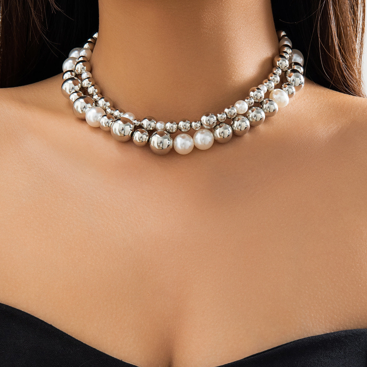 🟤 Choker + Bold Round Bead Punk Collar – Geometric Statement Piece