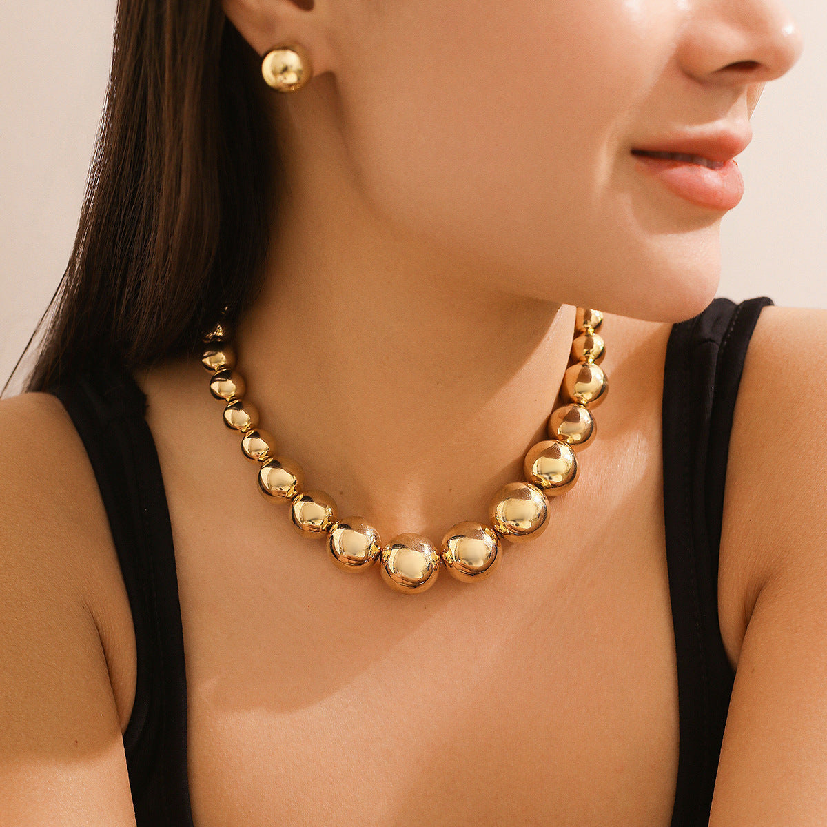 ⚪ Choker + Statement Giant Bead Short Necklace – Faux Pearl Punk Vibe