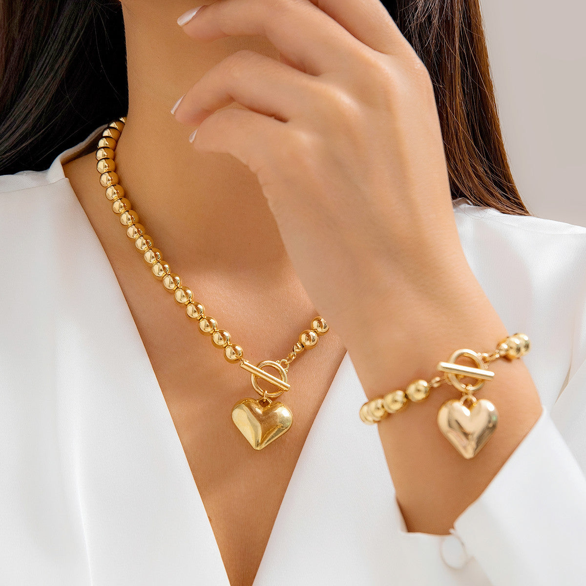 ⚪ Necklace + Statement Round Bead Chain With Heart Accent – Beaded Punk
