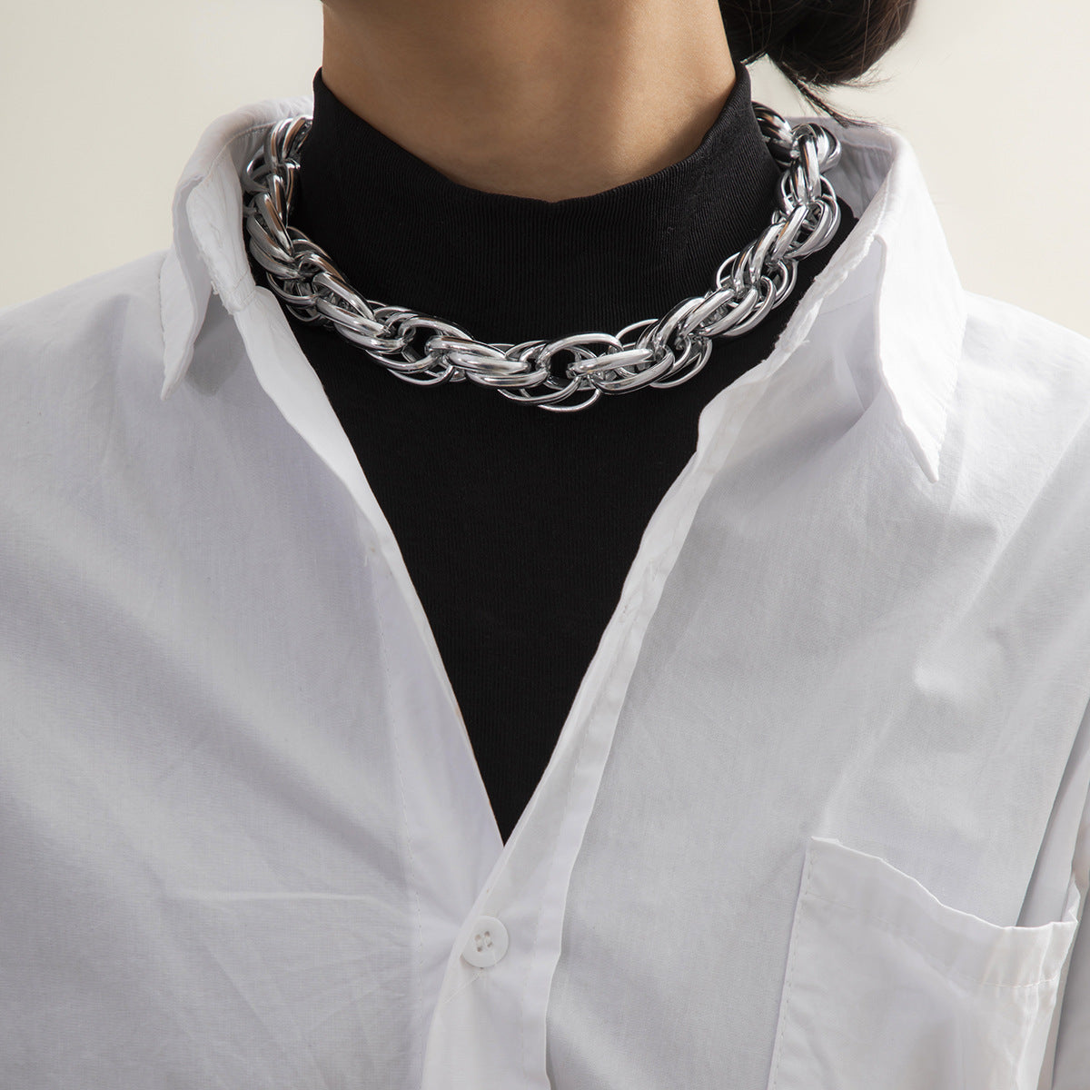 📿 Necklace + Braided Twist Chunky Geometric Chain Necklace