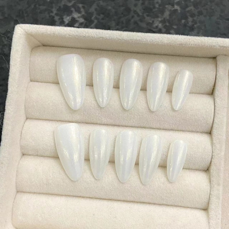 White Glow Essentials