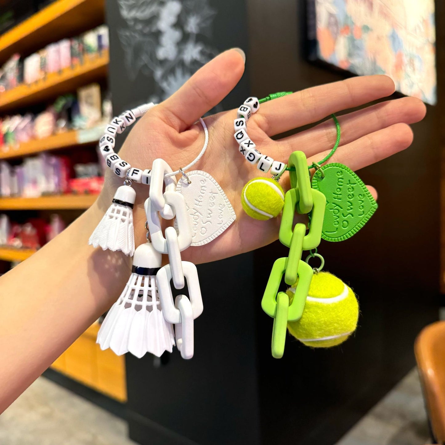 🎾 Heart-Shaped Tennis & Badminton Keychain — Macaron Colors for Gifts & Bags