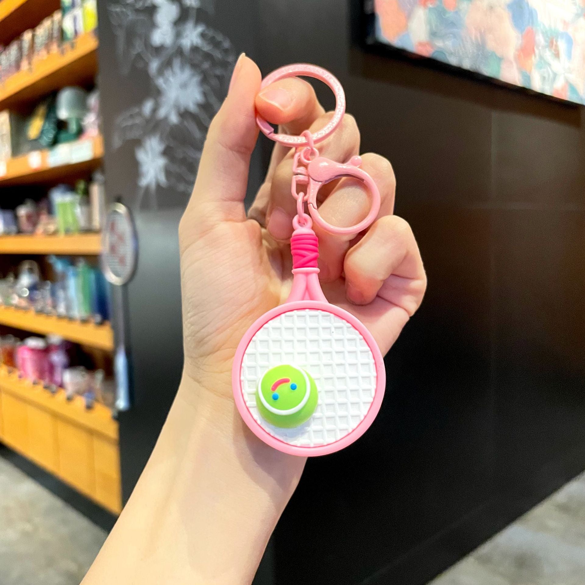 🎾 Mini Tennis Racket Keychain