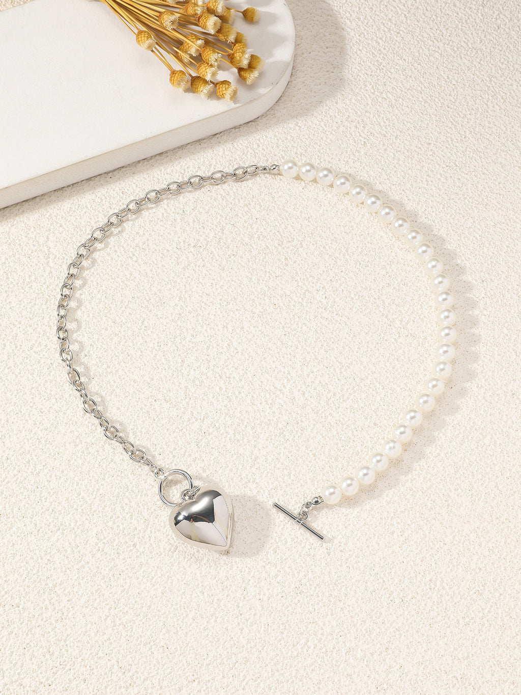 💖 Necklace + Pearl Heart Pendant Necklace – Elegant Luxe Lock Chain
