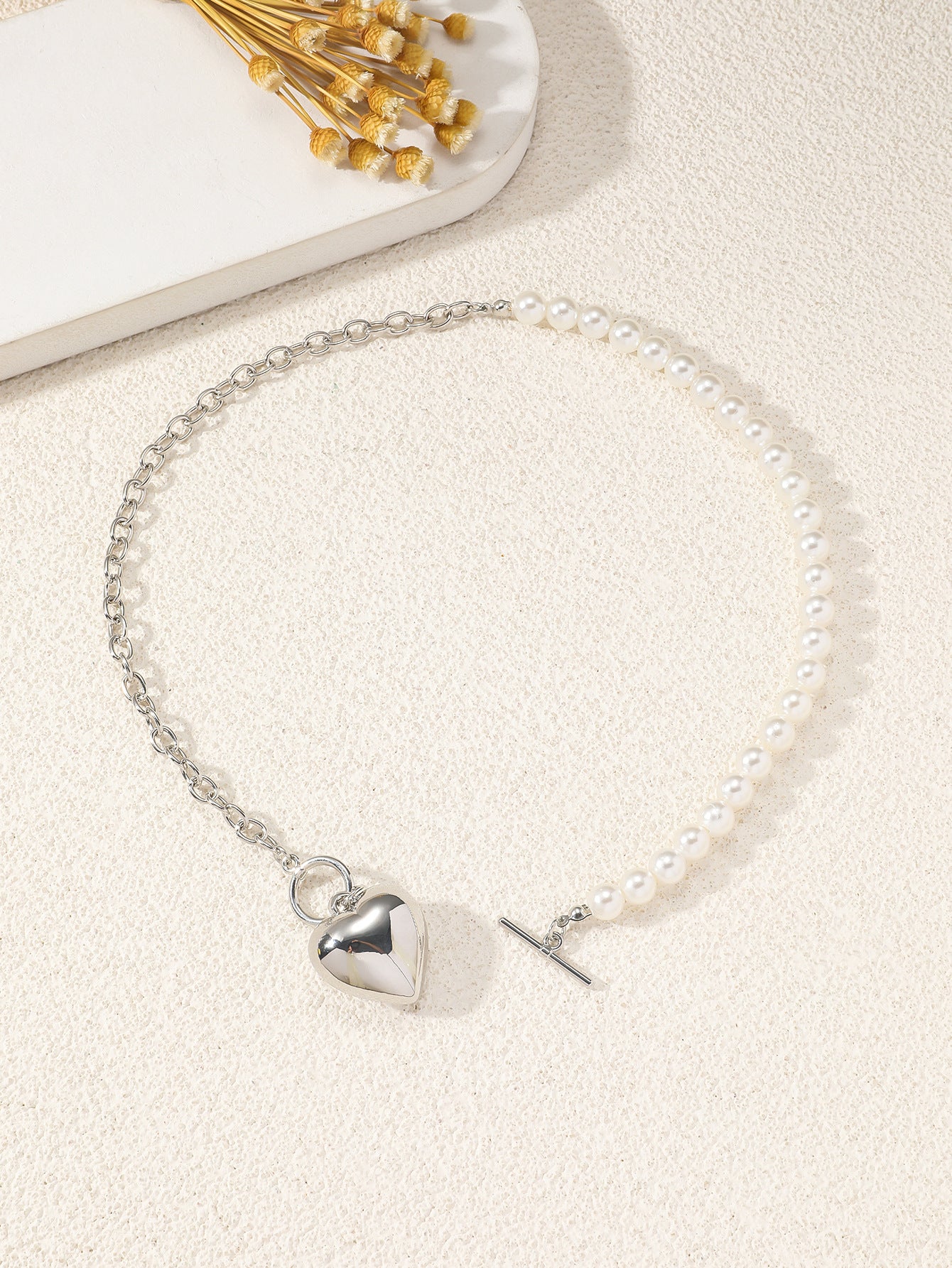 💖 Necklace + Pearl Heart Pendant Necklace – Elegant Luxe Lock Chain