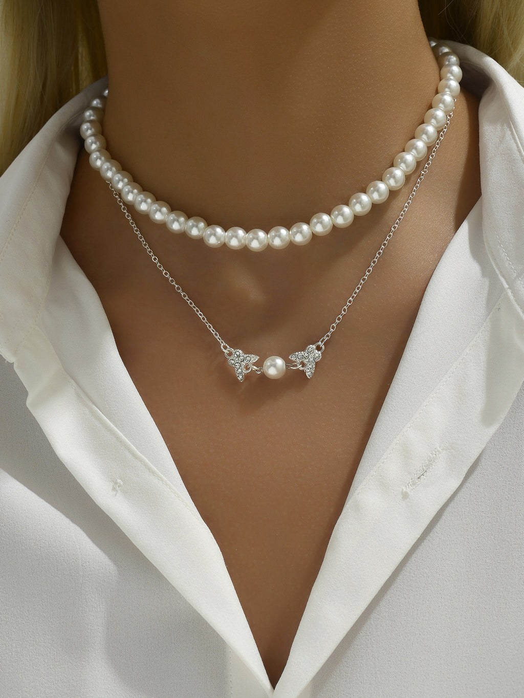 🦋 Necklace + Double-Layer Pearl Necklace With Rhinestone Butterfly Pendant