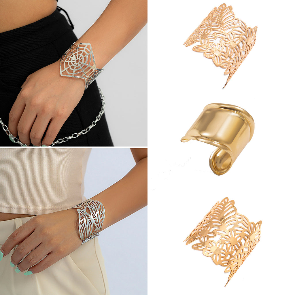 🍃 Bracelet + Hollow Leaf Cutout Open Cuff – French Retro Design