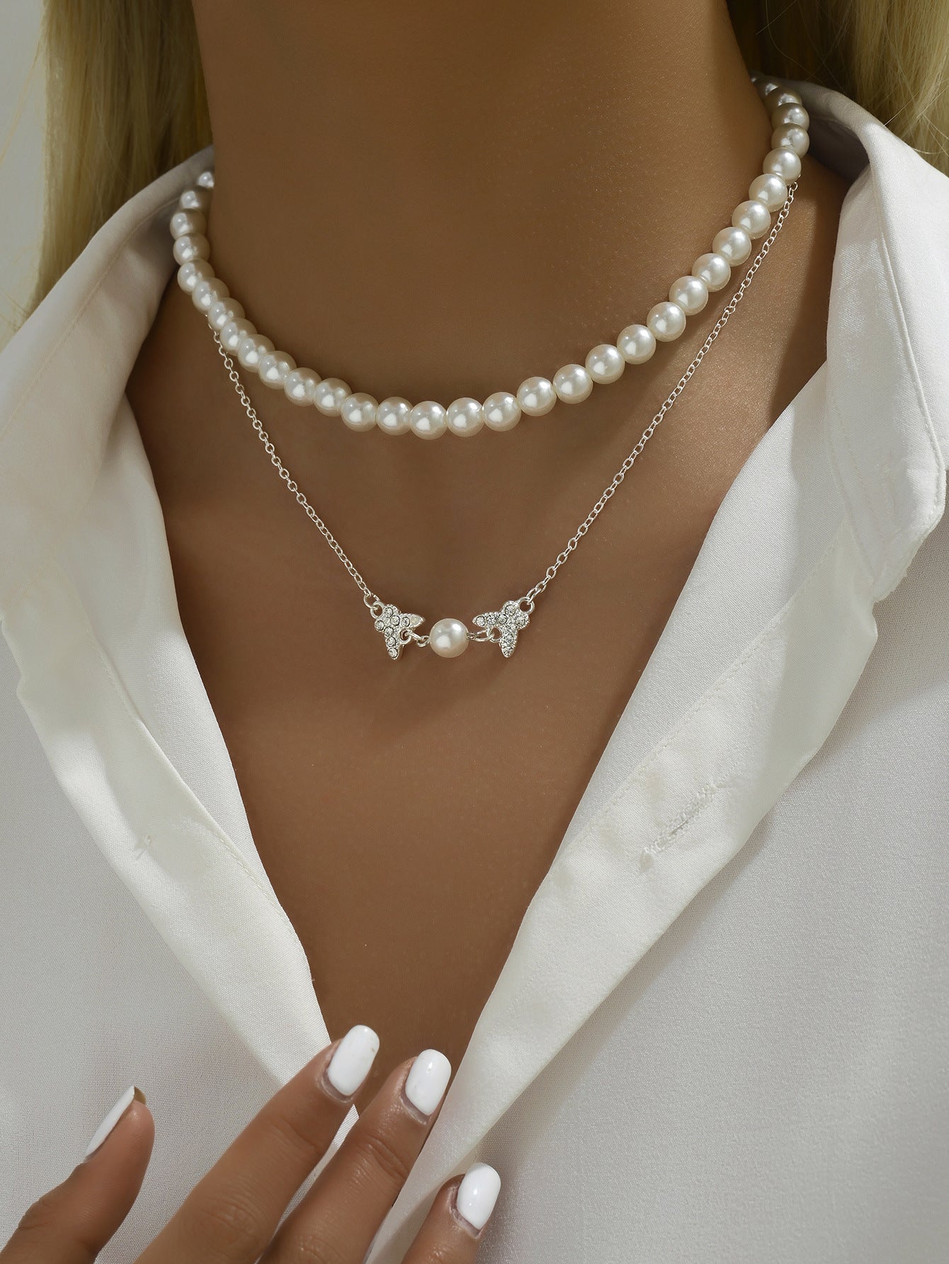 🦋 Necklace + Double-Layer Pearl Necklace With Rhinestone Butterfly Pendant