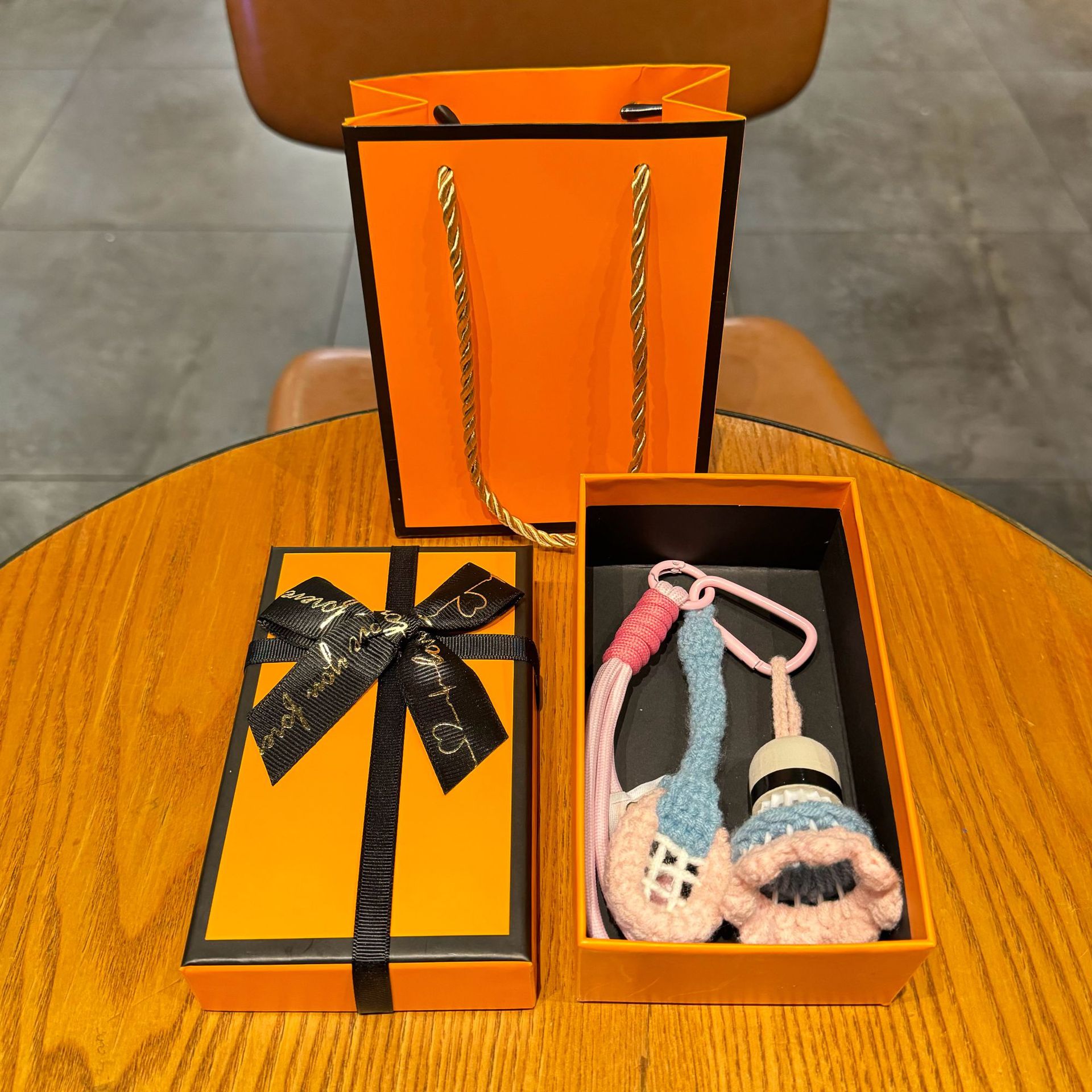 🏸 Crochet Badminton Keychain