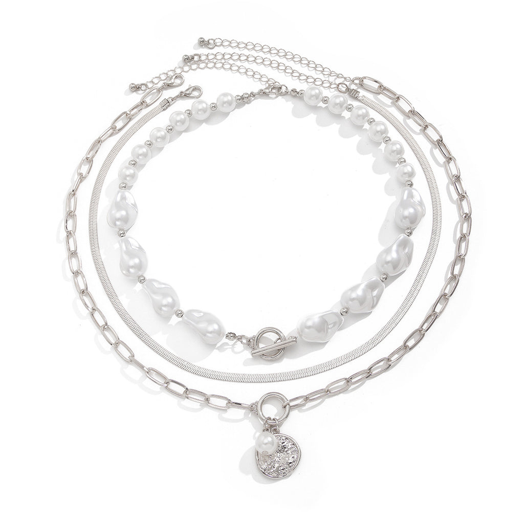 🧿 Necklace + Baroque Pearl With Round Metal Disc Pendant