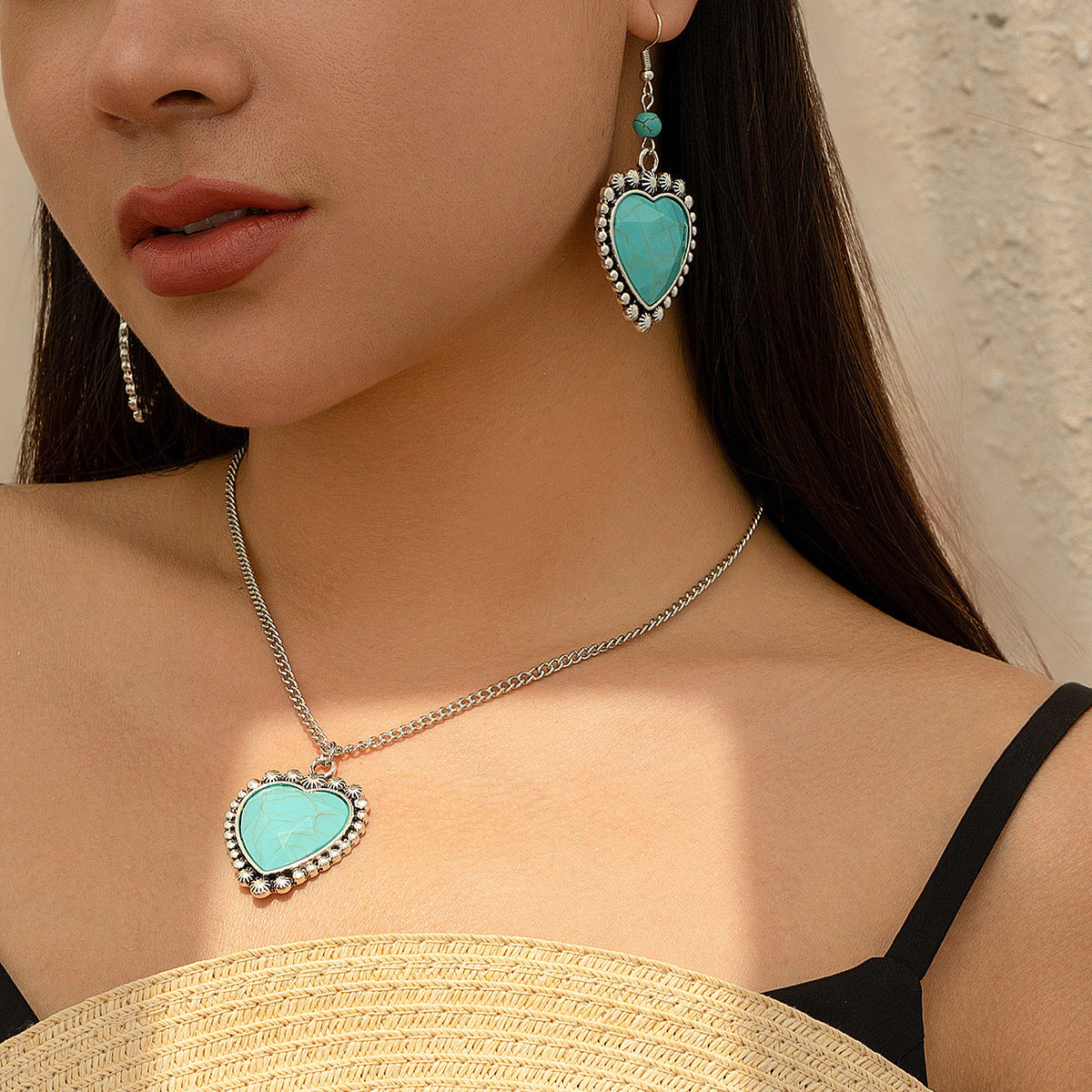 🌴 Necklace Set + Turquoise Coconut Tree Pendant – Heart Charm Summer Set
