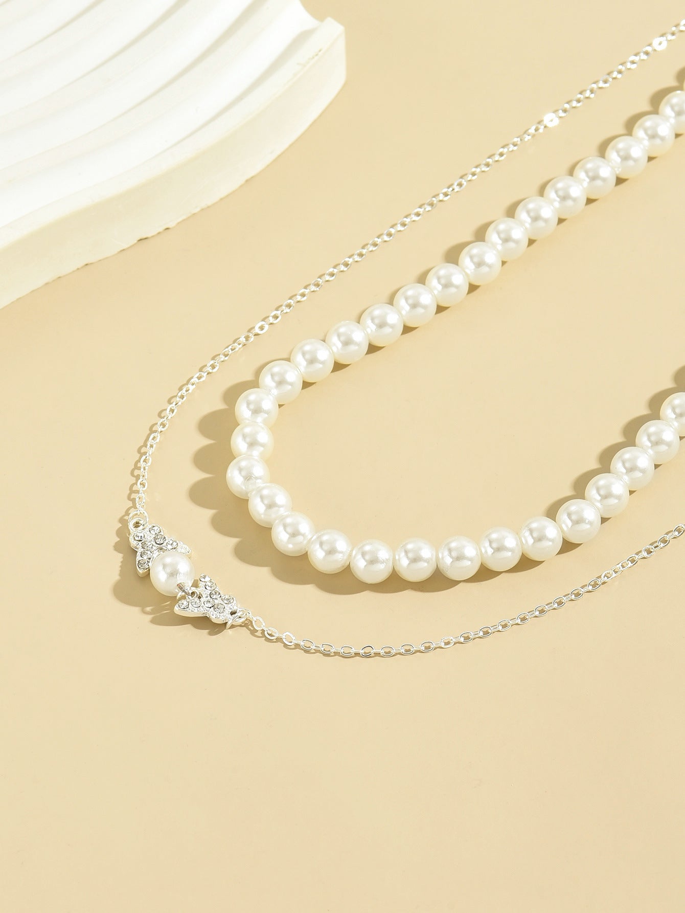 🦋 Necklace + Double-Layer Pearl Necklace With Rhinestone Butterfly Pendant