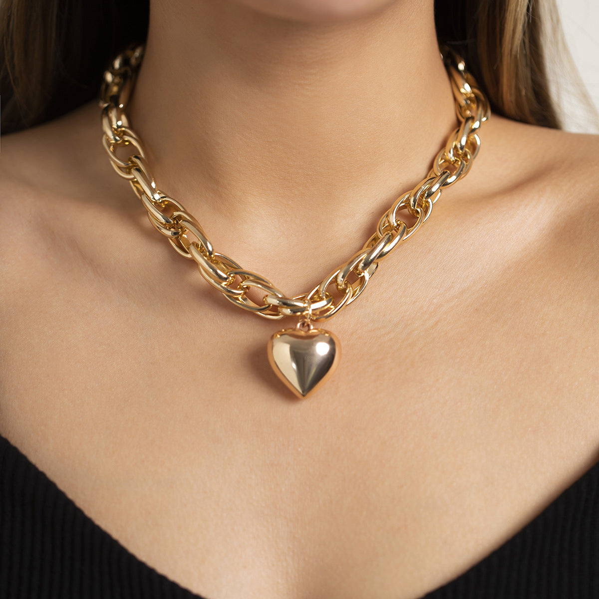 💔 Necklace + Chunky O-Chain Heart Pendant Statement Necklace