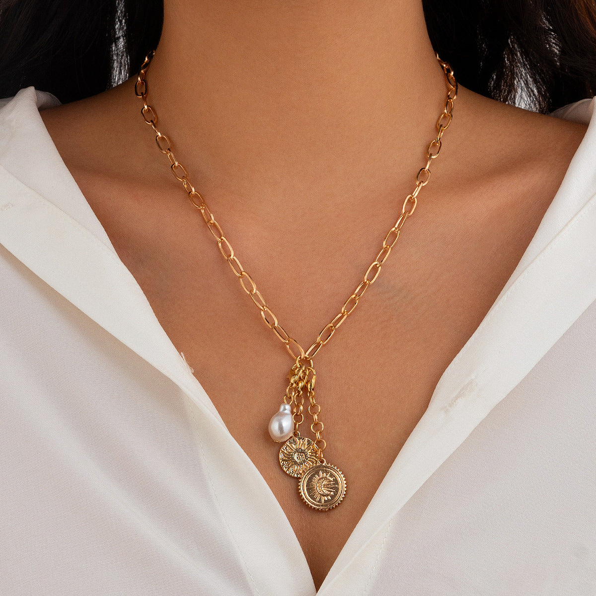 ☀️ Necklace + Sun Pendant Zircon Heart Fringe Necklace – Alloy Geometric