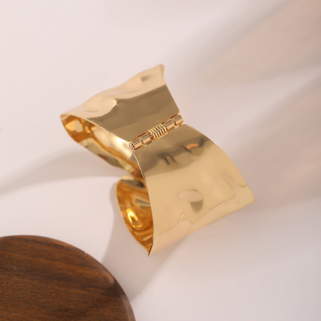 🖤 Bracelet + Adjustable Wide Punk Metal Cuff – Streetwear Charm