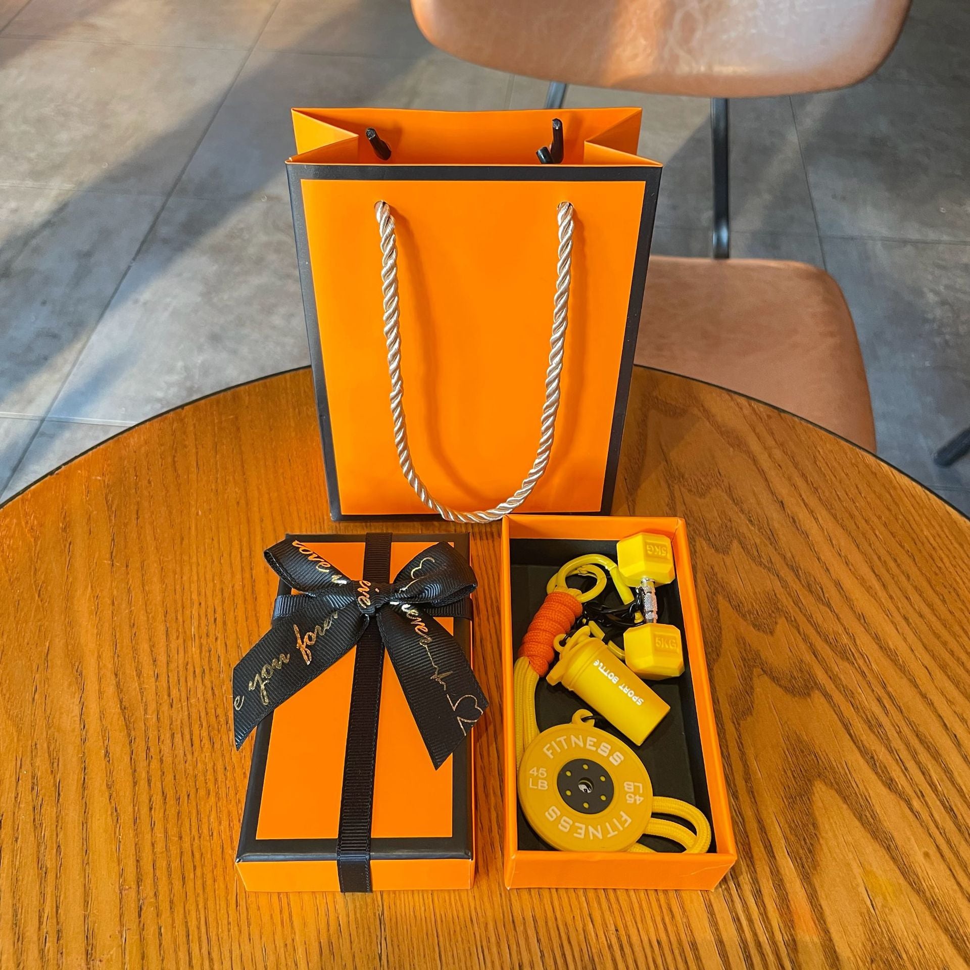 💪 Silicone Dumbbell & Shaker Keychain Set