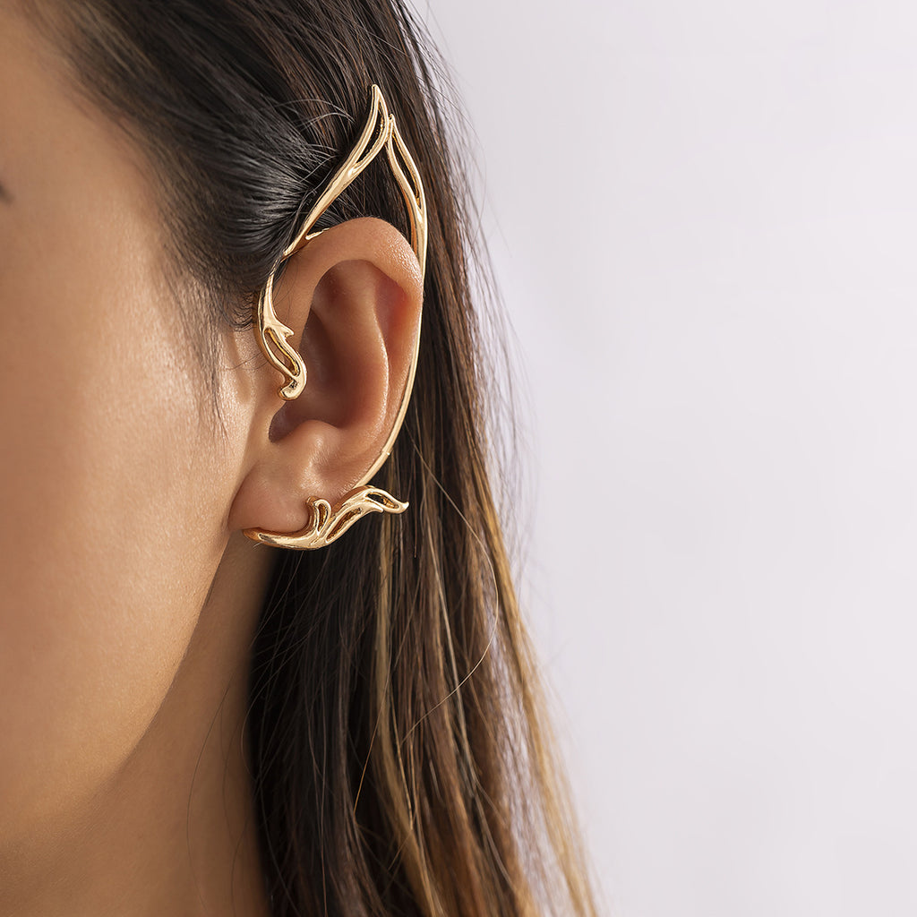 🐱 Earrings + Hollow Cat Ear Elf Ear Clip – No Piercing