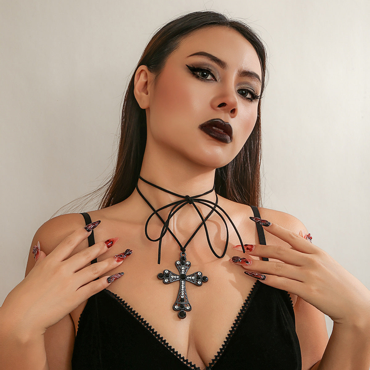 🦇 Choker + Gothic Cross Rhinestone Tie Necklace – Sweetpunk Style
