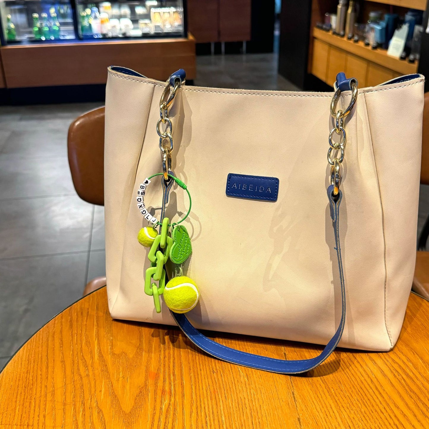 🎾 Heart-Shaped Tennis & Badminton Keychain — Macaron Colors for Gifts & Bags