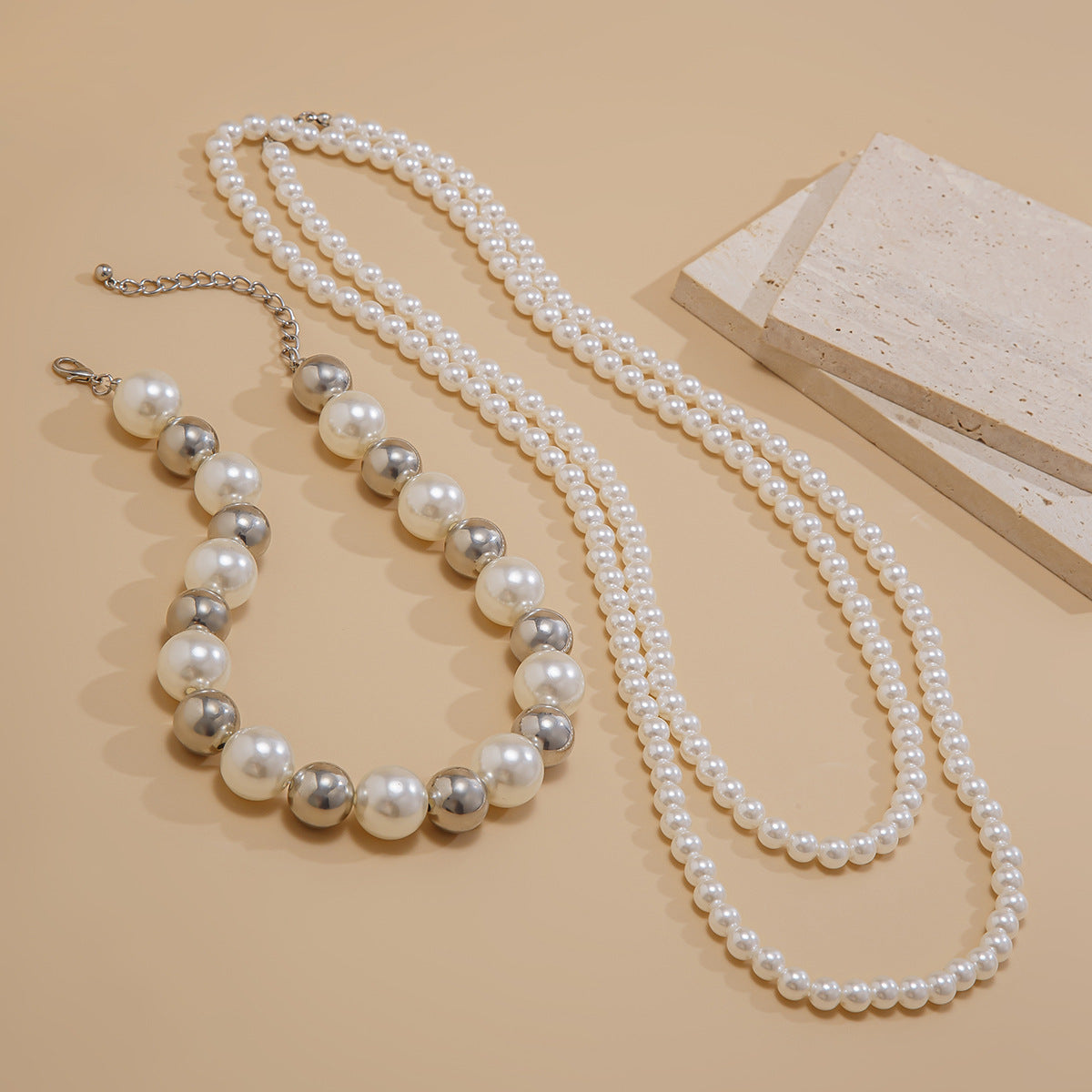 ⚪ Choker + Multi-Layer Baroque Pearl Necklace – Long Statement Piece