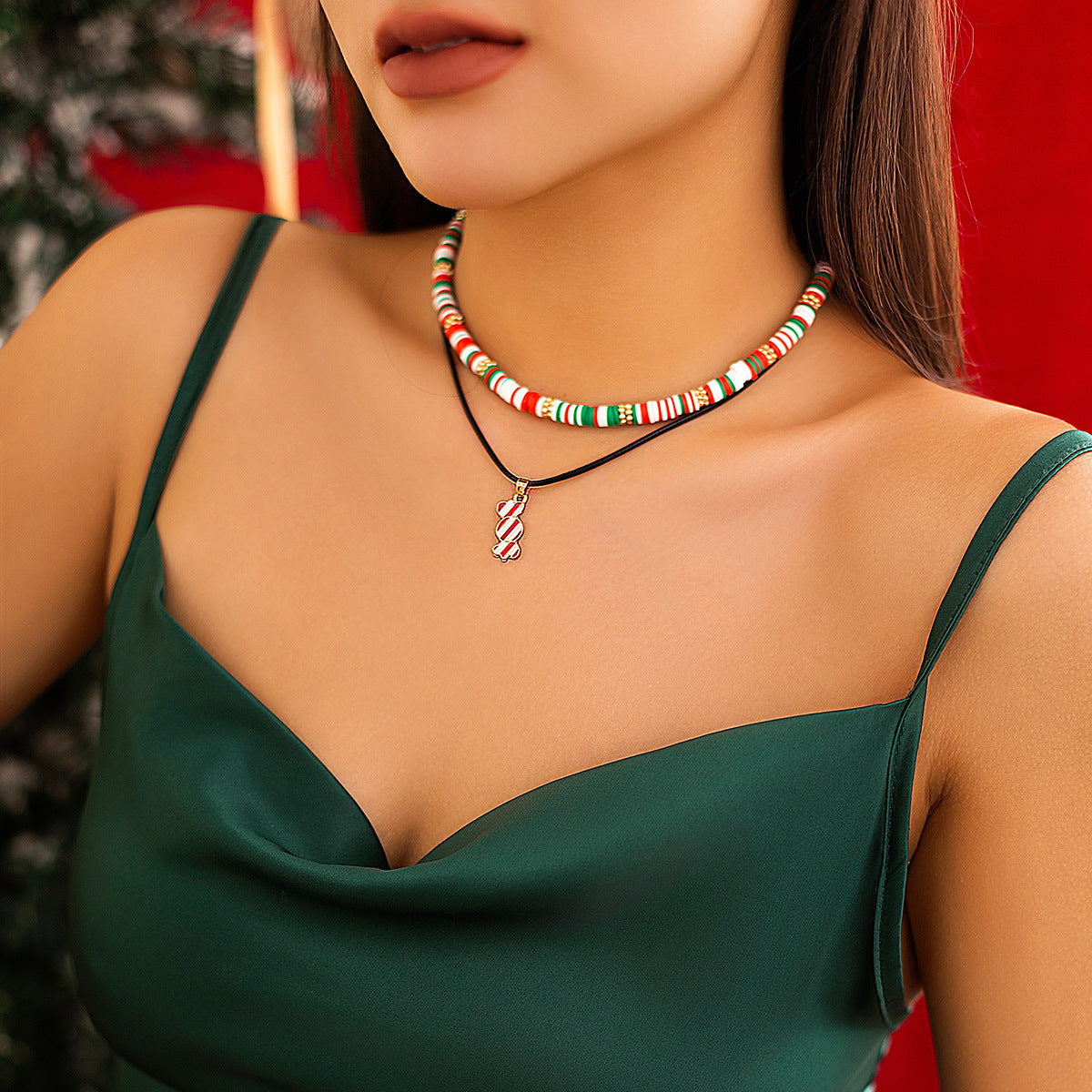 ☃️ Choker Set + Beaded Christmas Necklace With Santa Pendant (3pcs)