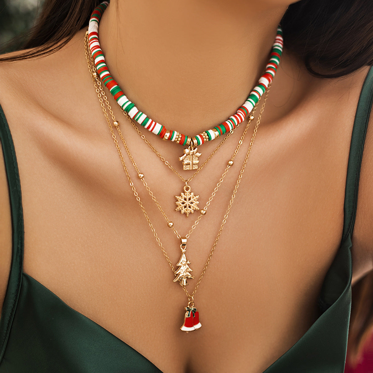 ☃️ Choker Set + Beaded Christmas Necklace With Santa Pendant (3pcs)