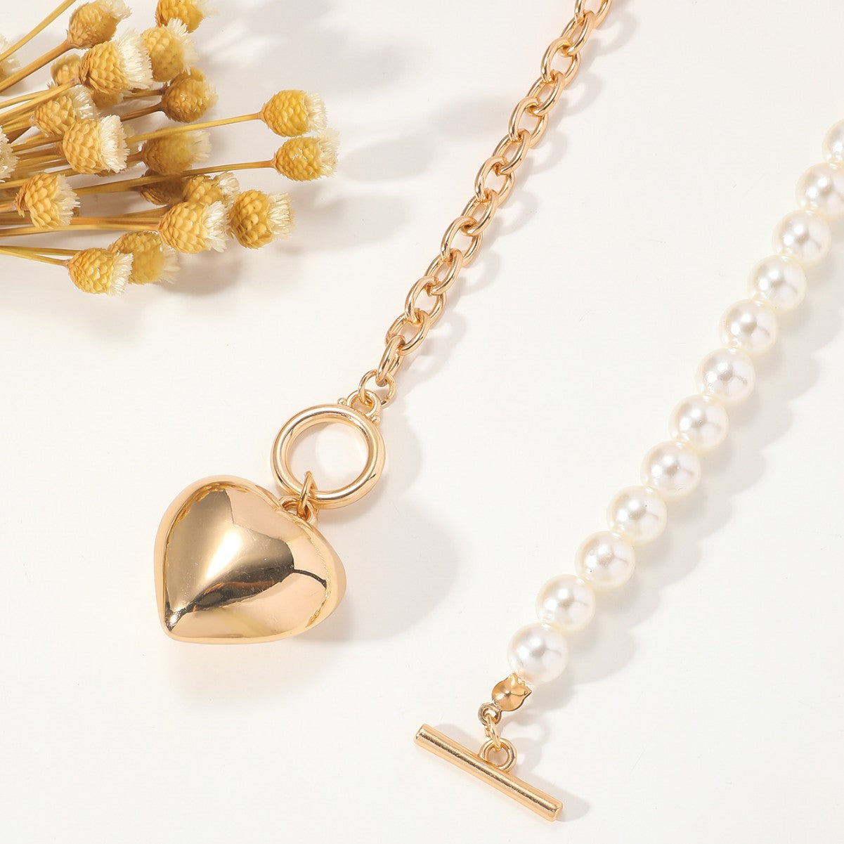 💖 Necklace + Pearl Heart Pendant Necklace – Elegant Luxe Lock Chain