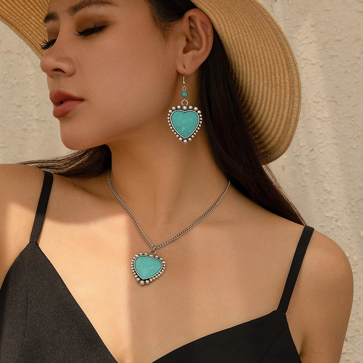 🌴 Necklace Set + Turquoise Coconut Tree Pendant – Heart Charm Summer Set