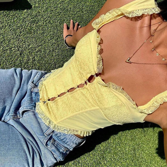 🌷 Spicy｜Lace Ruffle Trim Boned Waist Cinching Tank Top
