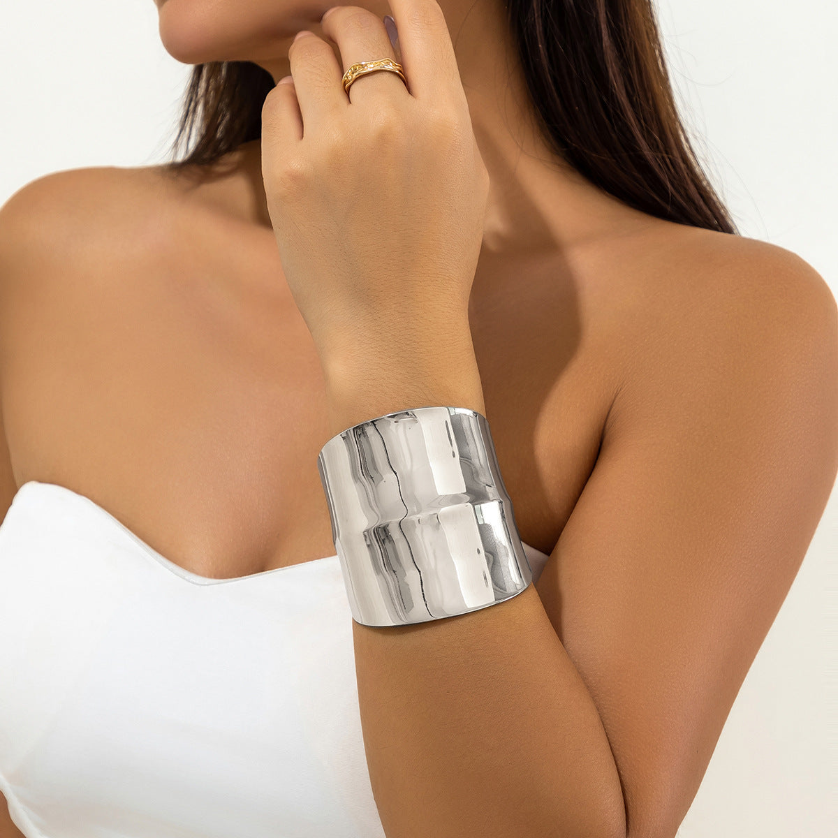🖤 Bracelet + Adjustable Wide Punk Metal Cuff – Streetwear Charm