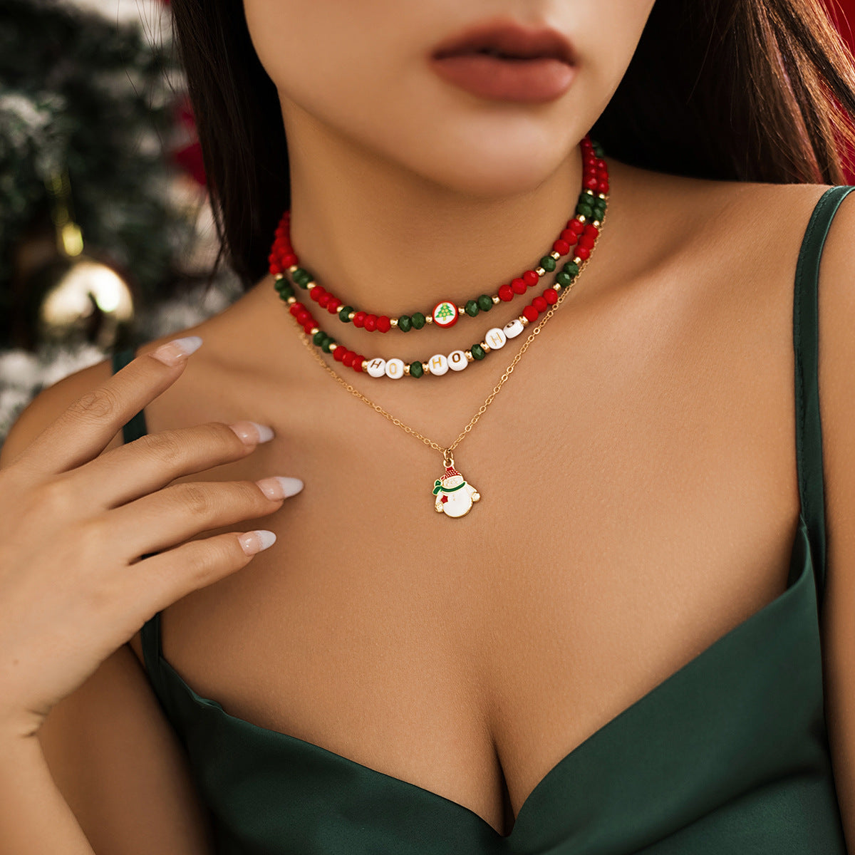 ☃️ Choker Set + Beaded Christmas Necklace With Santa Pendant (3pcs)