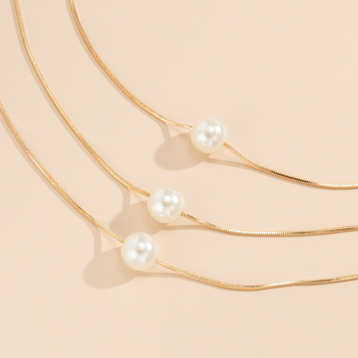 🎀 Necklace + Layered Pearl Pendant Necklace – French Snake Chain Style