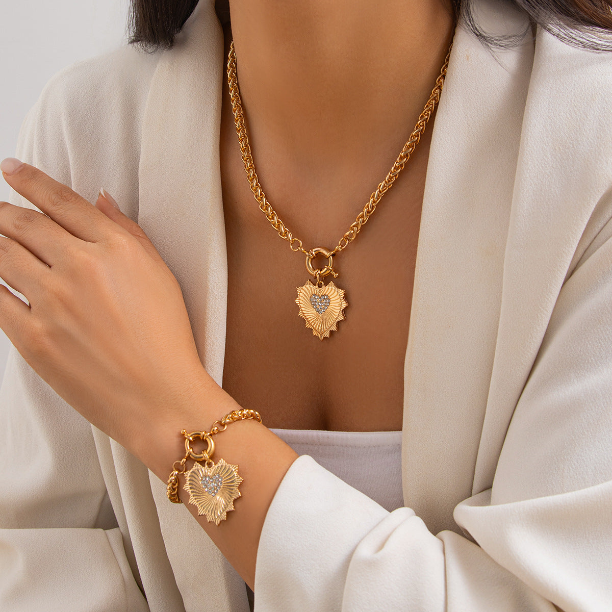 💎 Necklace Set + Rhinestone Heart Pendant + Luxury Toggle Chain