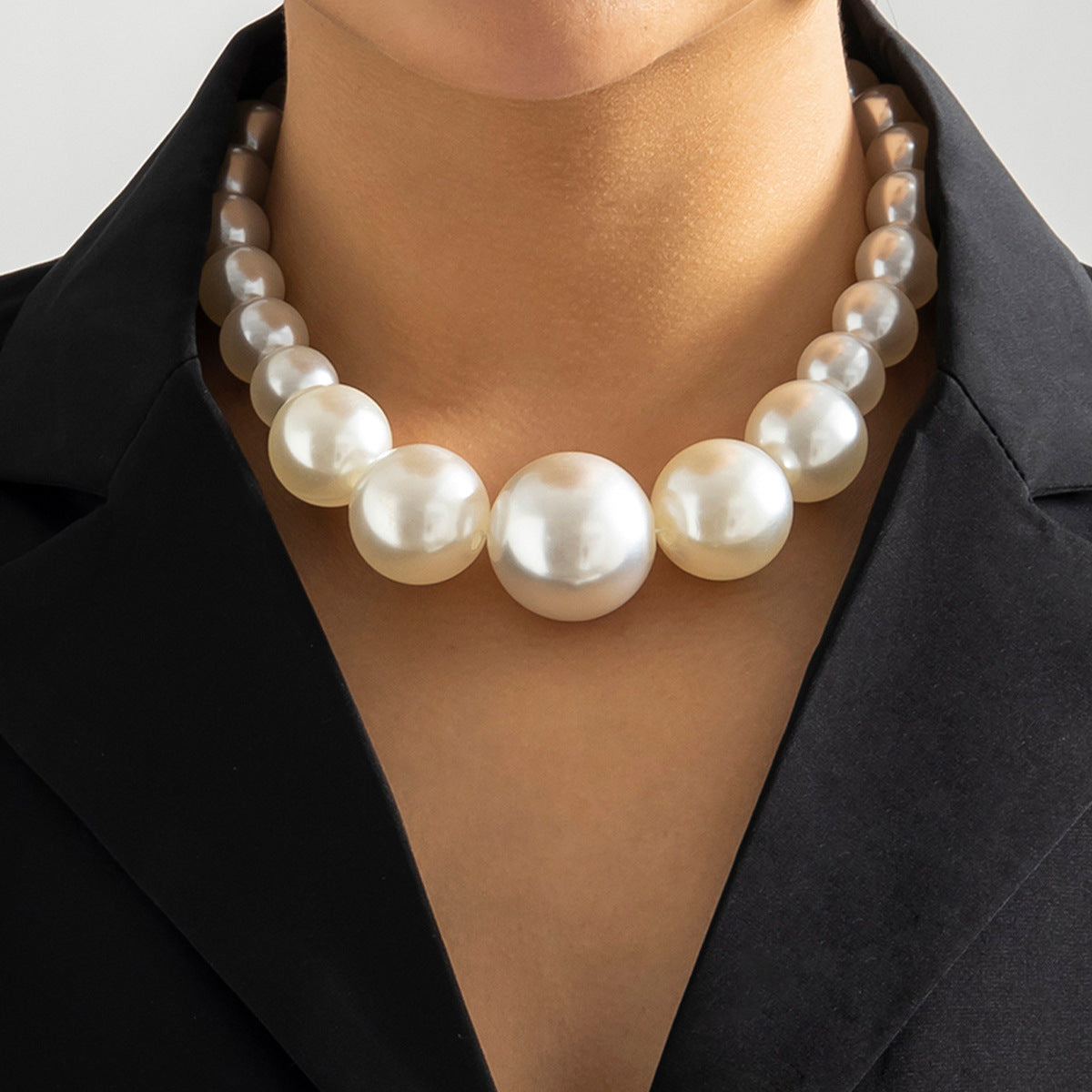 🐚 Necklace + Beaded Faux Pearl Retro Chain – Minimalist Ethnic Touch