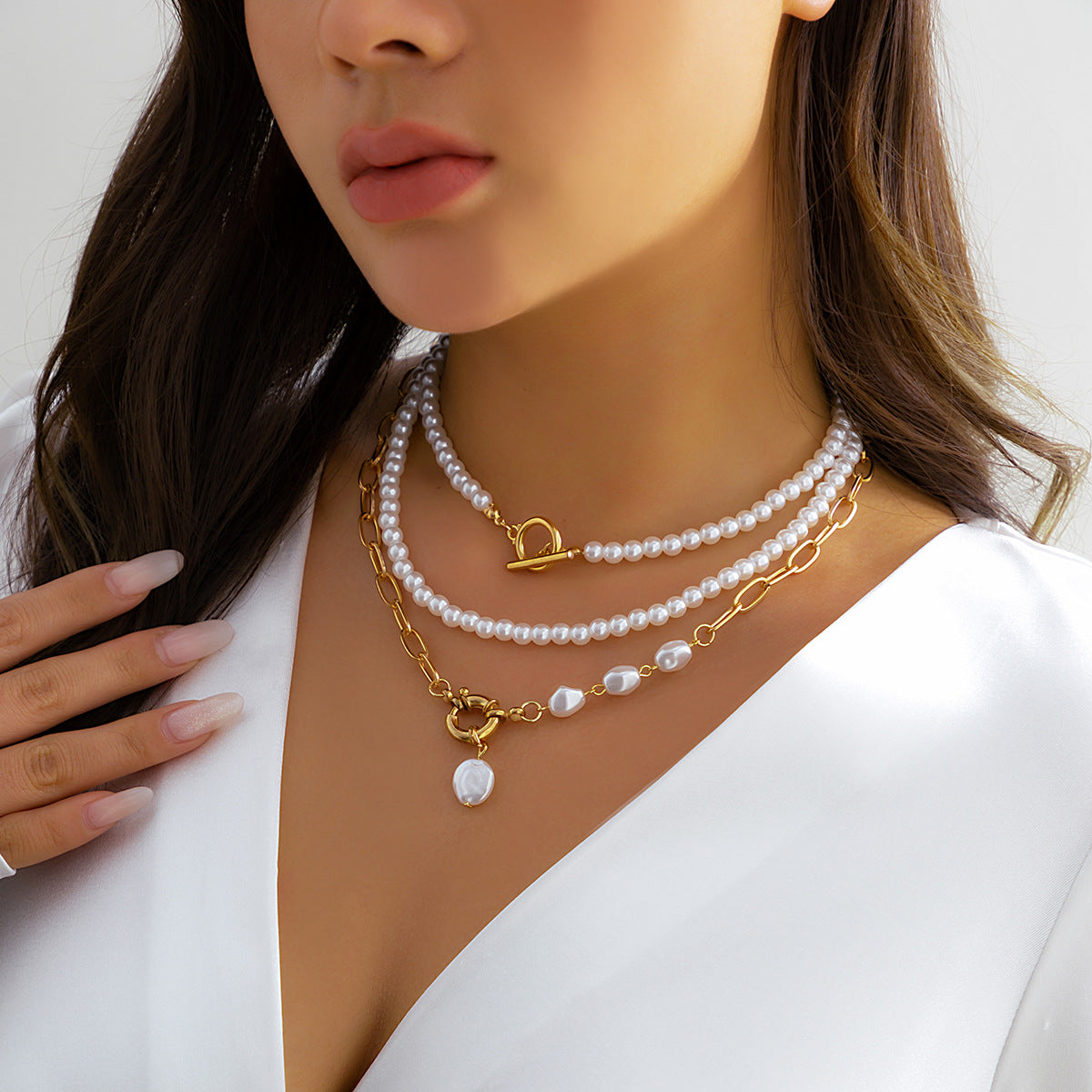 🌕 Necklace + Baroque Pearl & Round Bead Chain – Creative Statement Layer