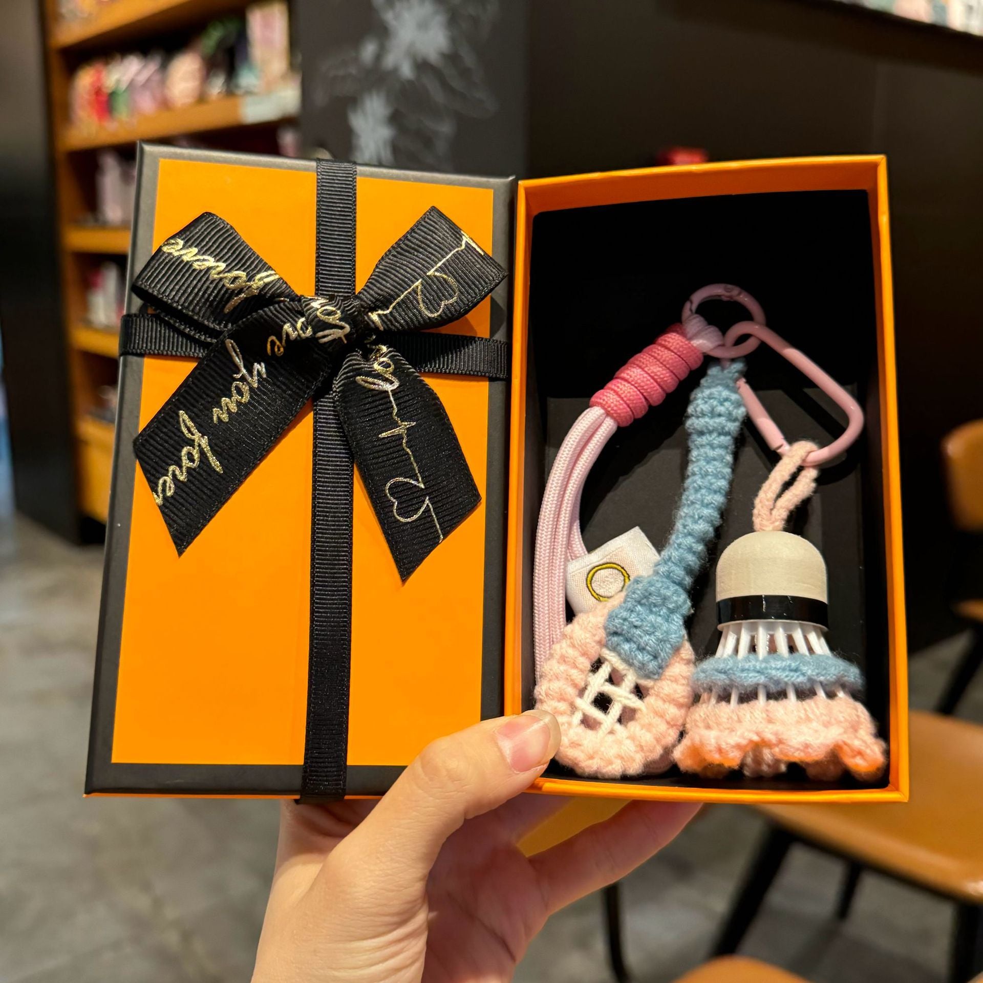 🏸 Crochet Badminton Keychain