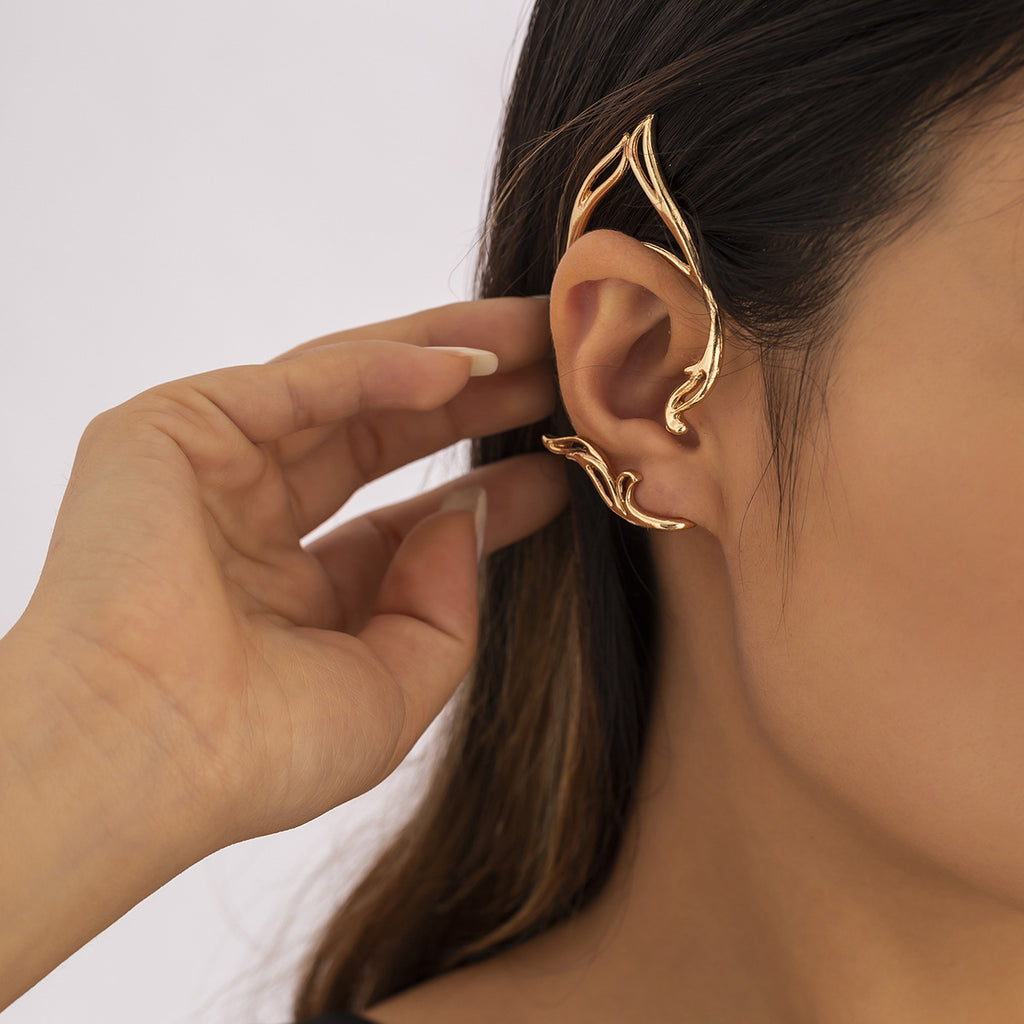 🐱 Earrings + Hollow Cat Ear Elf Ear Clip – No Piercing