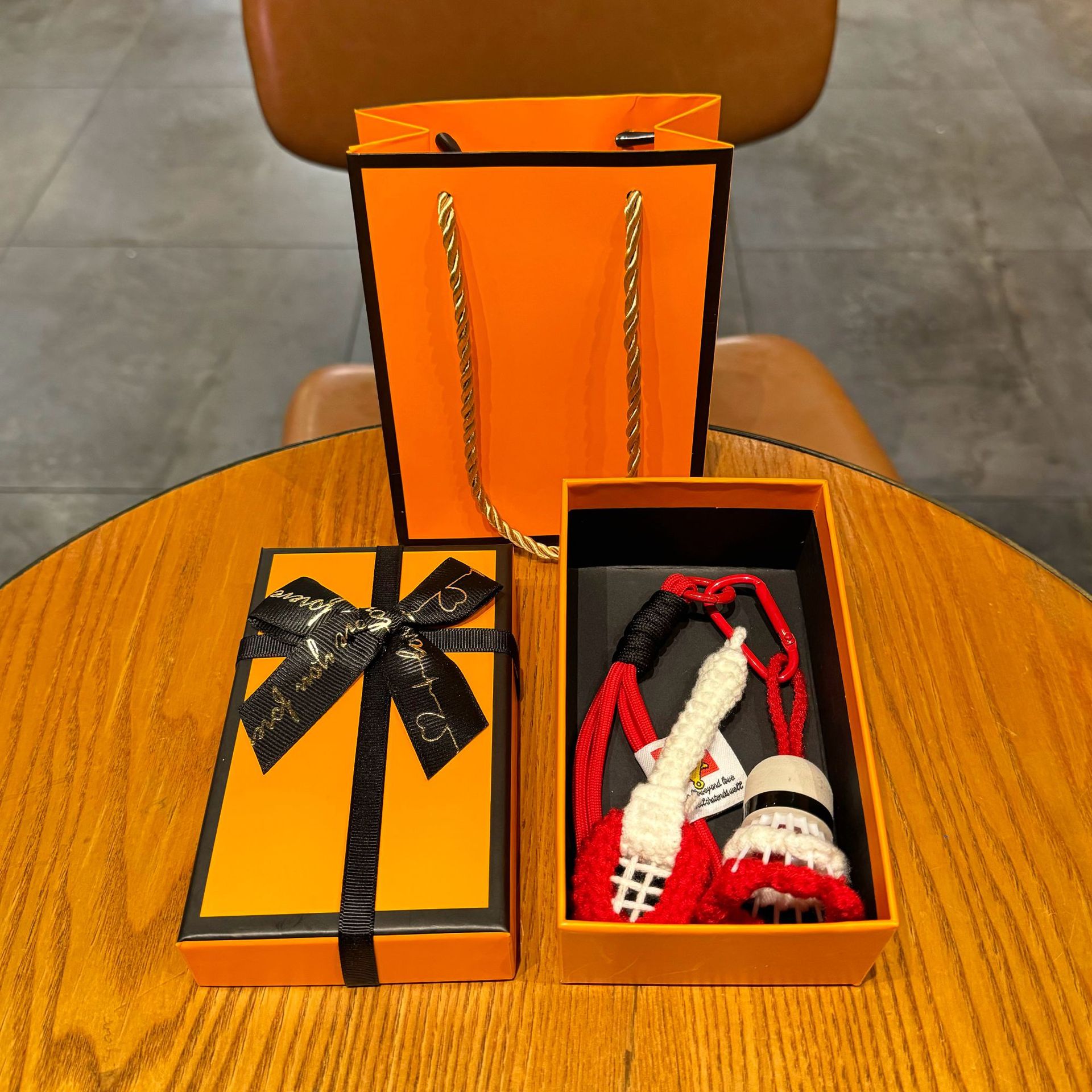 🏸 Crochet Badminton Keychain